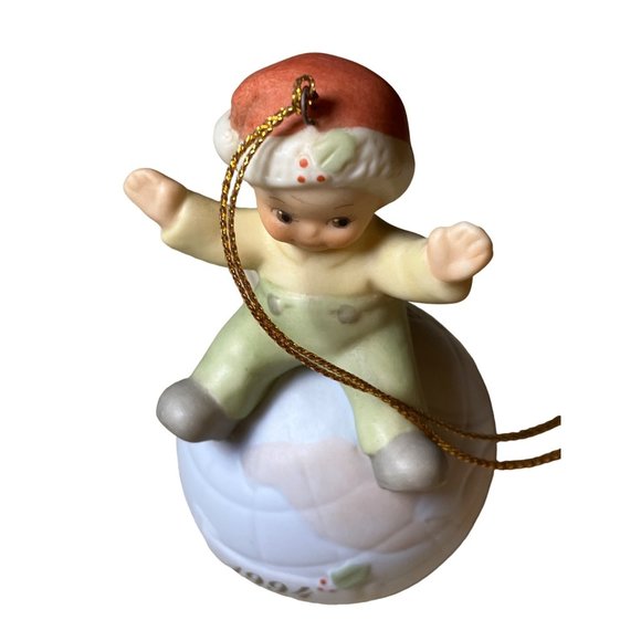 Enesco Christmas Ornament "Give Yourself A Hug" 1994 Memories of Yesterday W/Box - Picture 11 of 12